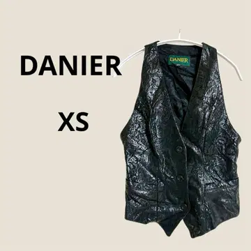 DANIER 블랙 가죽풍 베스트