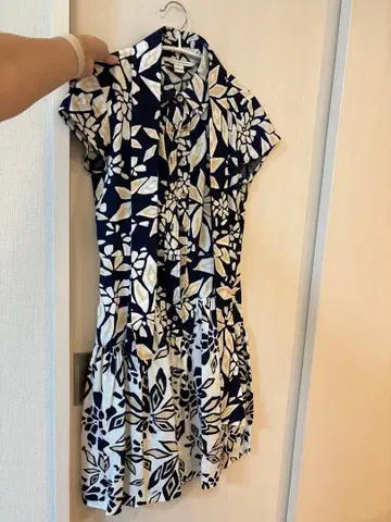 새상품급 DVF 무릎 기장 올 패턴 코튼 100% O