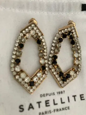 satellite paris 귀걸이