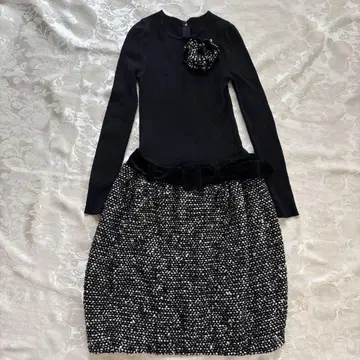 엘레강트한 블랙 화이트 무릎 기장 원피스