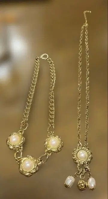 골드 꽃 펄 장식 목걸이 2세트