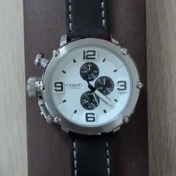 COGU 크로노그래프 손목시계 화이트/블랙