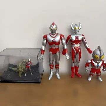 울트라맨 피규어 모음 세트