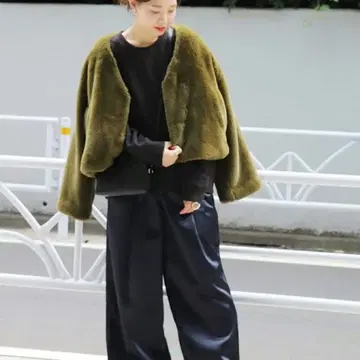 JOURNAL STANDARD 에코 퍼 V넥 숏 블루종