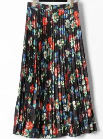 [새상품급] 그레이스 콘티넨탈 꽃무늬 플리츠 스커트 롱 블랙 M