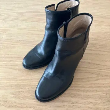 CORSO ROMA 9 사이즈 36 숏부츠