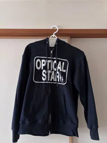 opticalstar 후드티