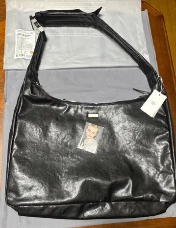 에스쿱스 HAPPY S.COUPS DAY_CROSS BAG 미사용품