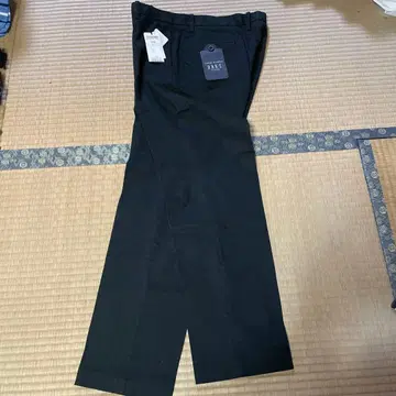 DAKS 블랙 체크 무늬 슬랙스 허리 88cm