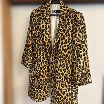[ ZARA ] 새상품 레오파드 자켓