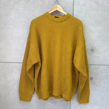[ 새상품 ] 프릭스스토어 크루넥 니트 오버 사이즈 M 머스타드