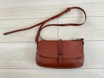 겐텐 브라운 가죽 숄더백