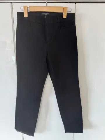 BANANA REPUBLIC 슬로우 팬츠 블랙 사이즈 2