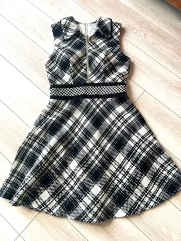 an 2회 착용 슬리브리스 체크 무늬 원피스