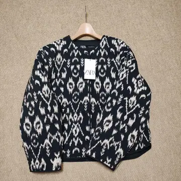 미사용 새상품 ZARA 퀼팅 자켓