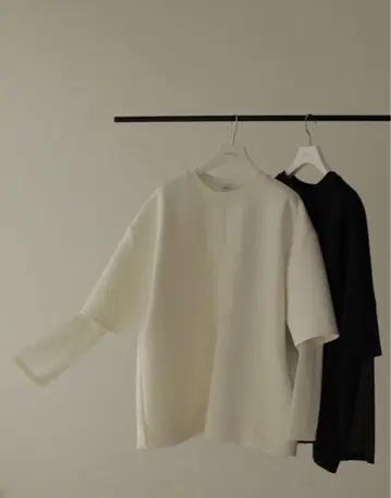 마노프 MANOF 시스루 레이어드 탑 일본제