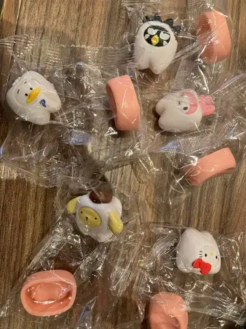 산리오 캐릭터즈 모두 함께 되자! 치아 키티 가챠 세미 컴프