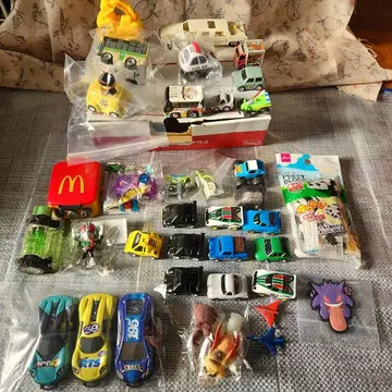 남아용 미니카 세트 포켓몬 맥도날드