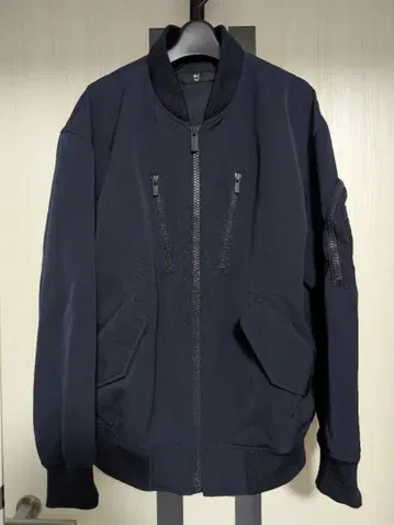 유니클로 +J 네이비 MA-1 S 사이즈