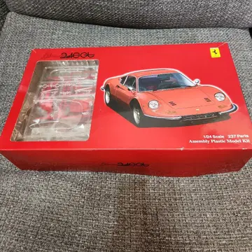페라리 디노 246 GT 1/24 프라모델 키트