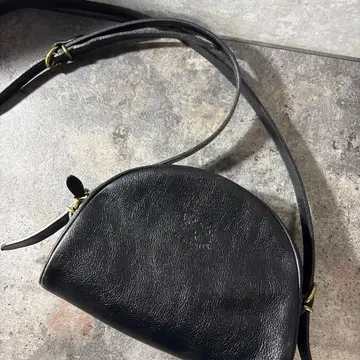 [ 새상품급 ] 일비종떼 블랙 가죽 숄더백