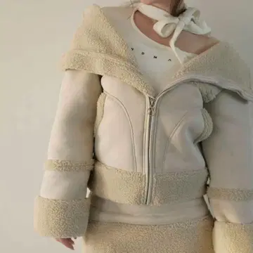 andmary Gigi 무스탕 재킷 앤드마리 무스탕