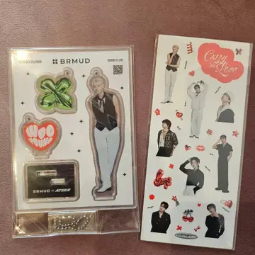 우영 BRMUD 아크릴 스탠드 스티커 ATEEZ