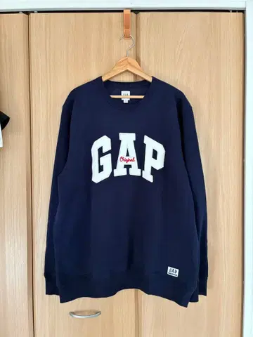 남성용 갭 로고 맨투맨 Gap 30주년 네이비