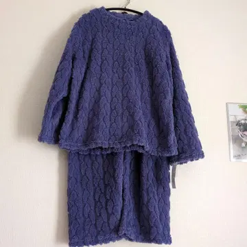보송보송 보라색 플리스 셋업 룸웨어 M 사이즈