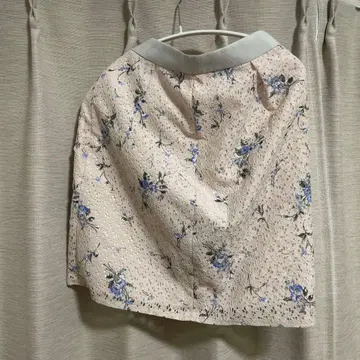 꽃무늬 핑크 레이스 미니 스커트