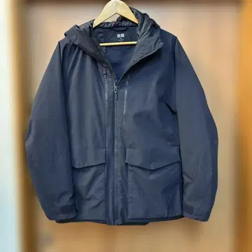 UNIQLO 하이브리드 다운 후드티 3D 컷 M 네이비