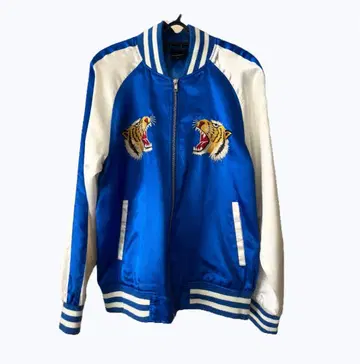 Jarcast 파랑 호랑이 자수 스카잔 L 바시티 자켓