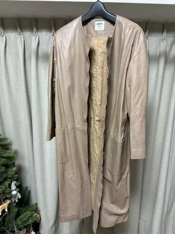 EMMETI 엠메티 노카라 롱 가죽 자켓