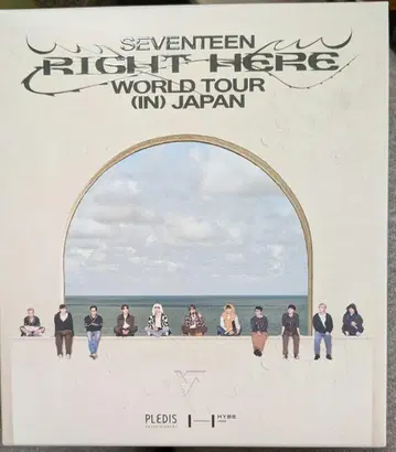 SEVENTEEN RIGHT HERE WORLD TOUR Blu-ray