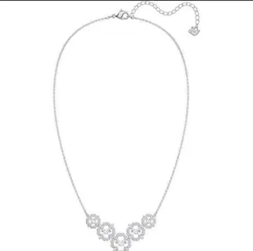 [스와로브스키] 댄싱 플라워 목걸이