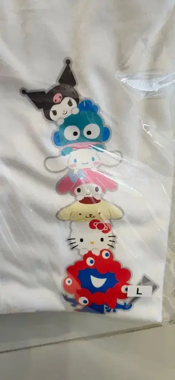 산리오 캐릭터 T셔츠 L 사이즈 EXPO 2025