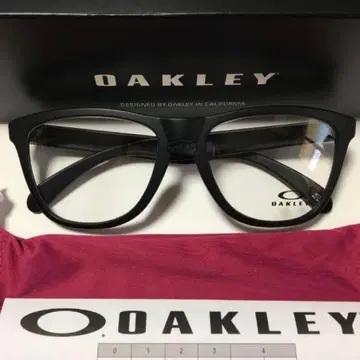골프 대회 경품 OAKLEY 프로그 스킨 OX8137A-03
