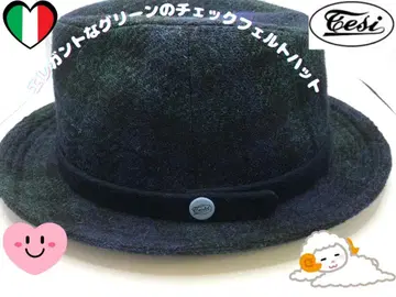 화려해지지 않고 클래시컬한 분위기의 울 펠트 햇 다크 그린 체크