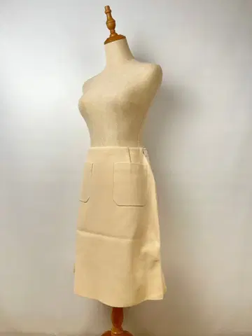 노리즈 니트 미니 스커트 사이즈 2 택 포함 미사용 새상품 에크루