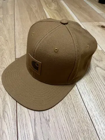 Carhartt 브라운 스냅백 캡