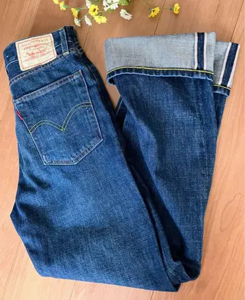 Levi's 701 여성용 다크 블루 스트레이트 데님 W27 M 사이즈