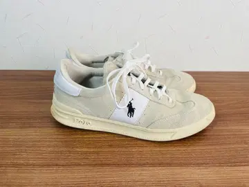 랄프 로렌 polo 화이트 스니커즈 25.5cm