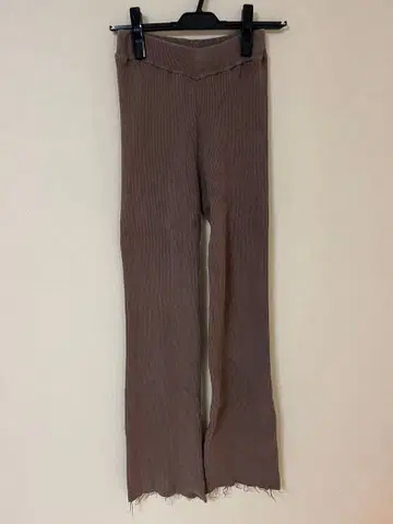 PERVERZE 리브 니트 팬츠