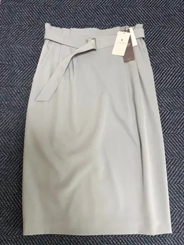 green label relaxing 블루 그레이 타이트 스커트