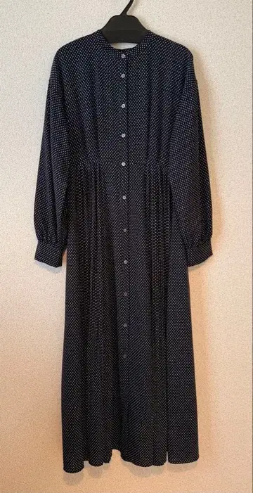 어반 리서치 원피스 새상품 (시착만 한 상품)