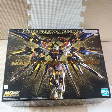 MGEX 1/100 스트라이크 프리덤 건담