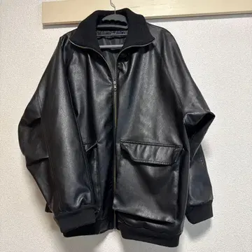 CPCM 블랙 레더 봄버 자켓