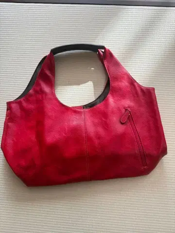 가죽 빨간색 토트백
