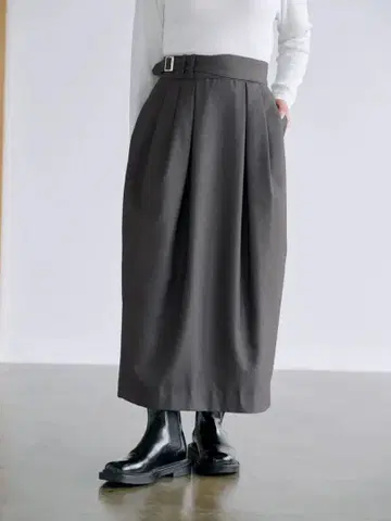 COHINA 턱 코쿤 루카 스커트 regular S 차콜 그레이