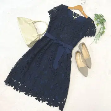 EMMA JAMES 레이스 꽃무늬 네이비 원피스 L 사이즈